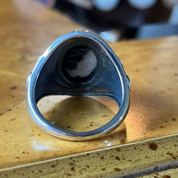 Genuine White Buffalo Sterling Silver Ring Size 8 - Picture 5 of 9